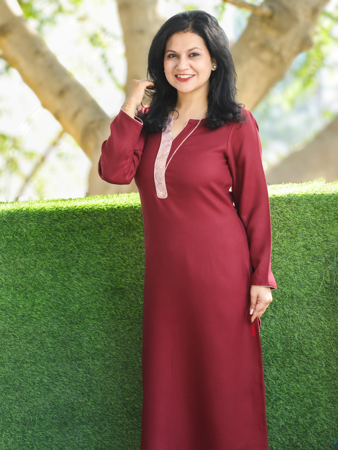 Saanchi Maroon Round Neck Patch with Piping Semi Pashmina Winter 2 Piece Set