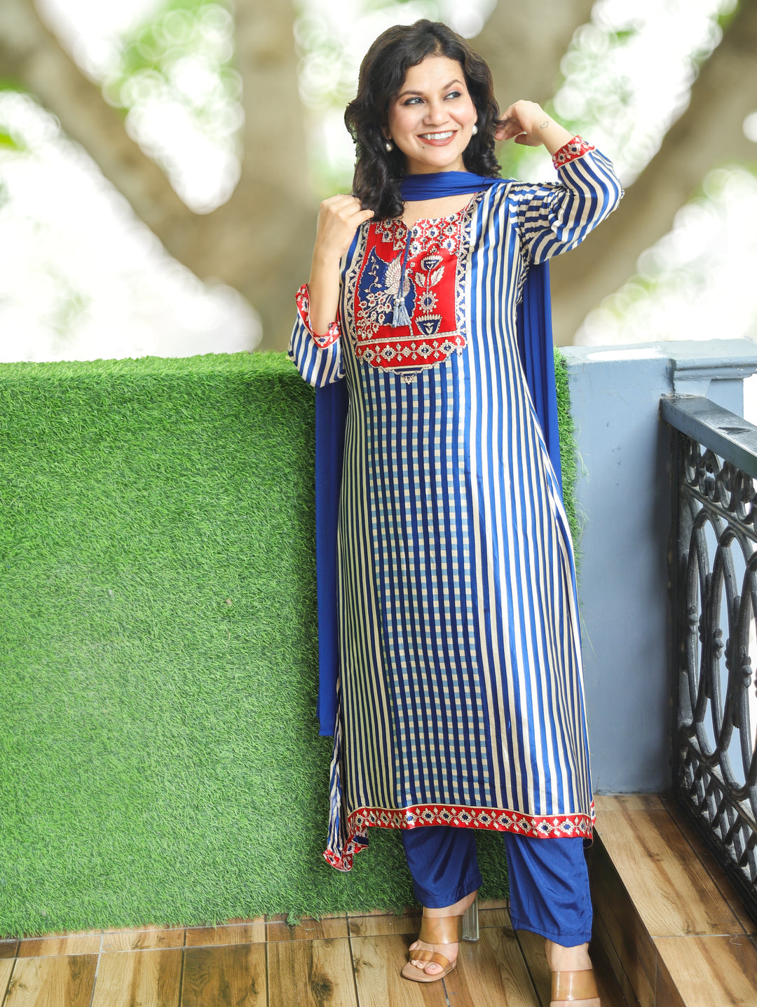 Bilori Blue Peacock Printed Yoke Gajji Silk 3 Piece Set