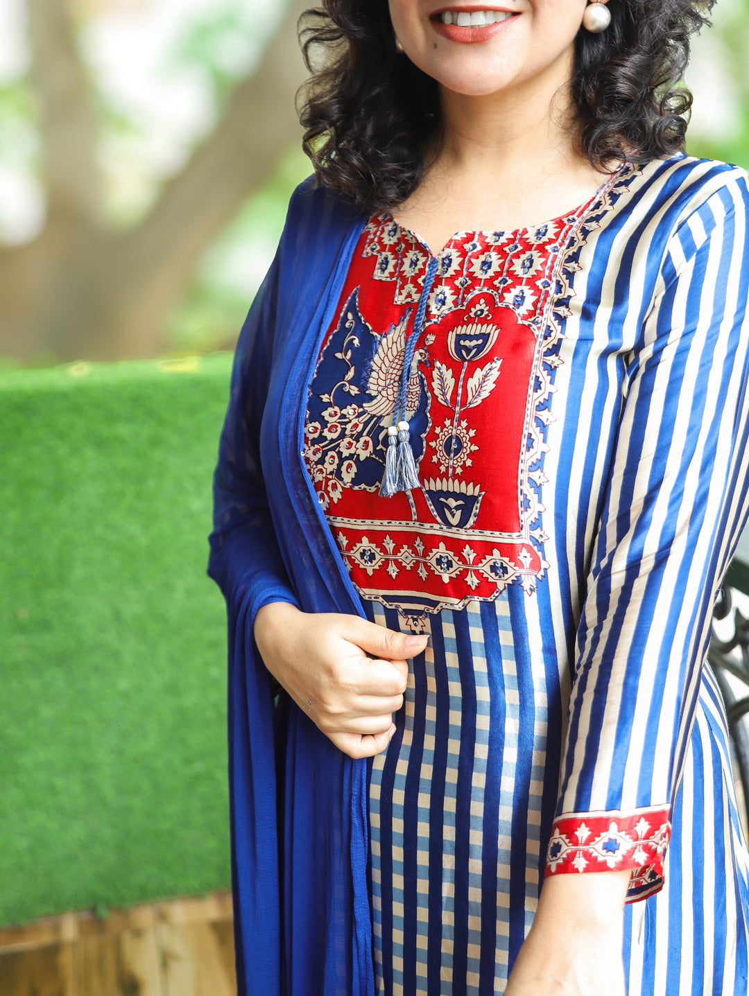 Bilori Blue Peacock Printed Yoke Gajji Silk 3 Piece Set