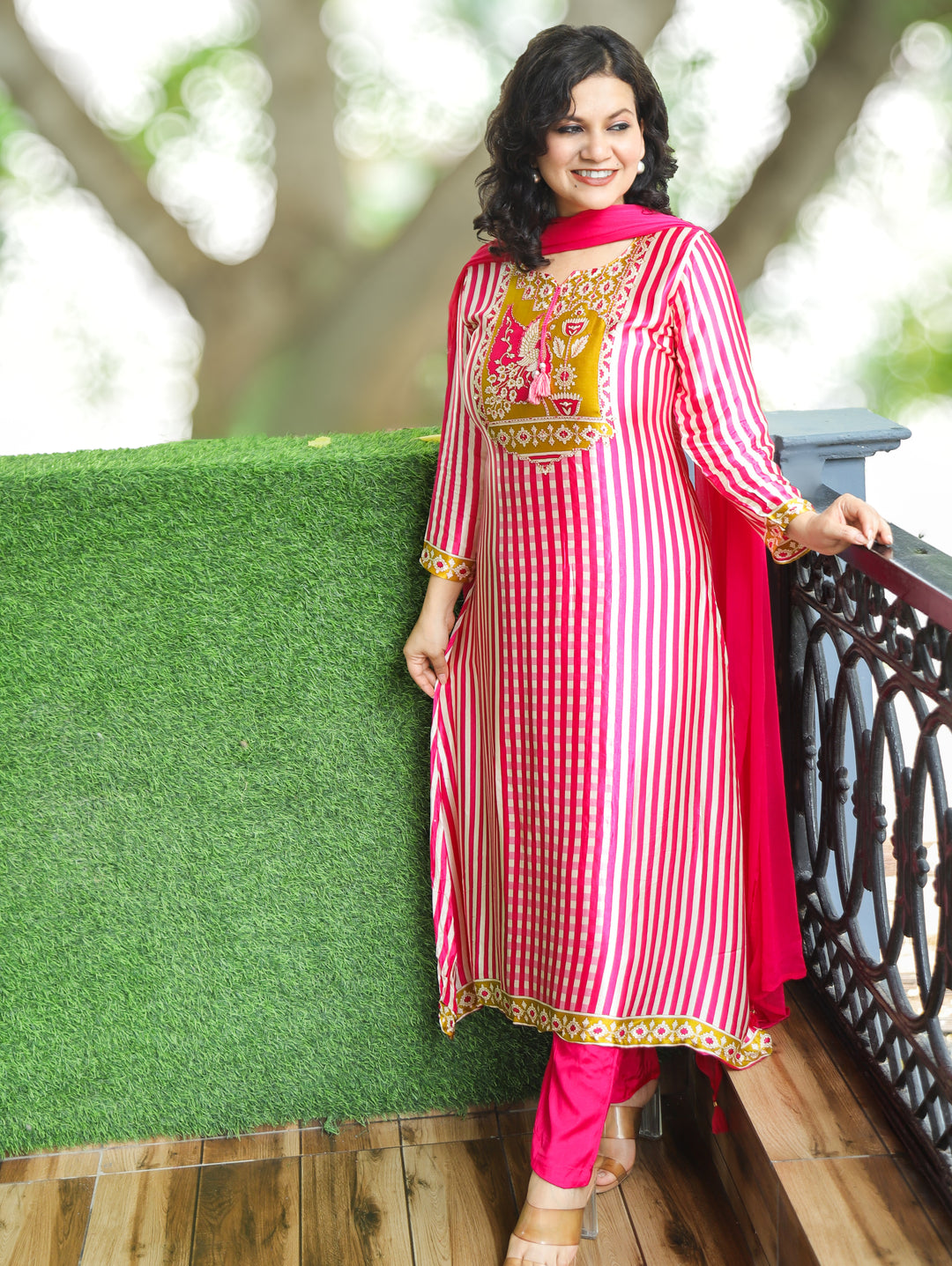 Bilori Pink Peacock Printed Yoke Gajji Silk 3 Piece Set