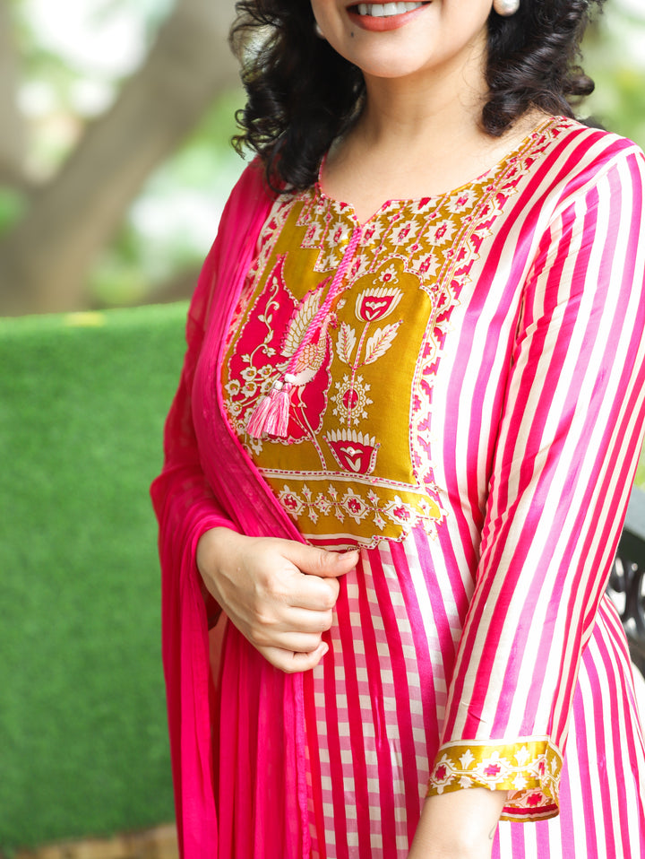 Bilori Pink Peacock Printed Yoke Gajji Silk 3 Piece Set