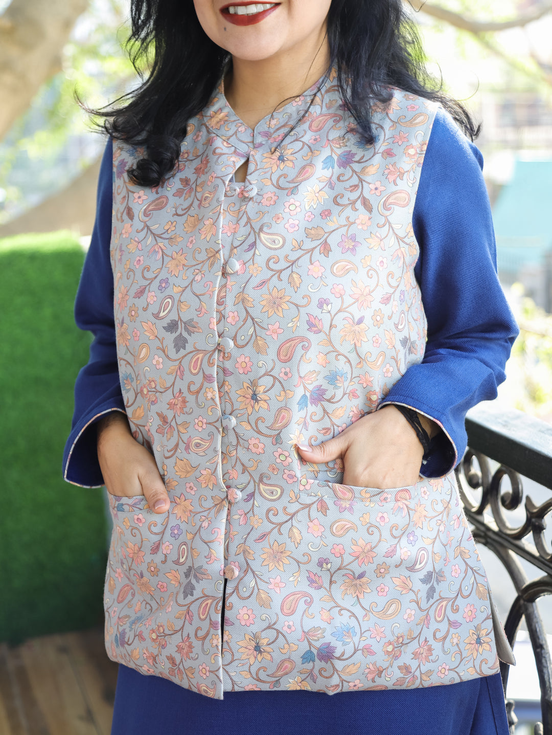 Saanvi Powder Grey Kanni Printed Semi Pashmina Jacket with Pocket