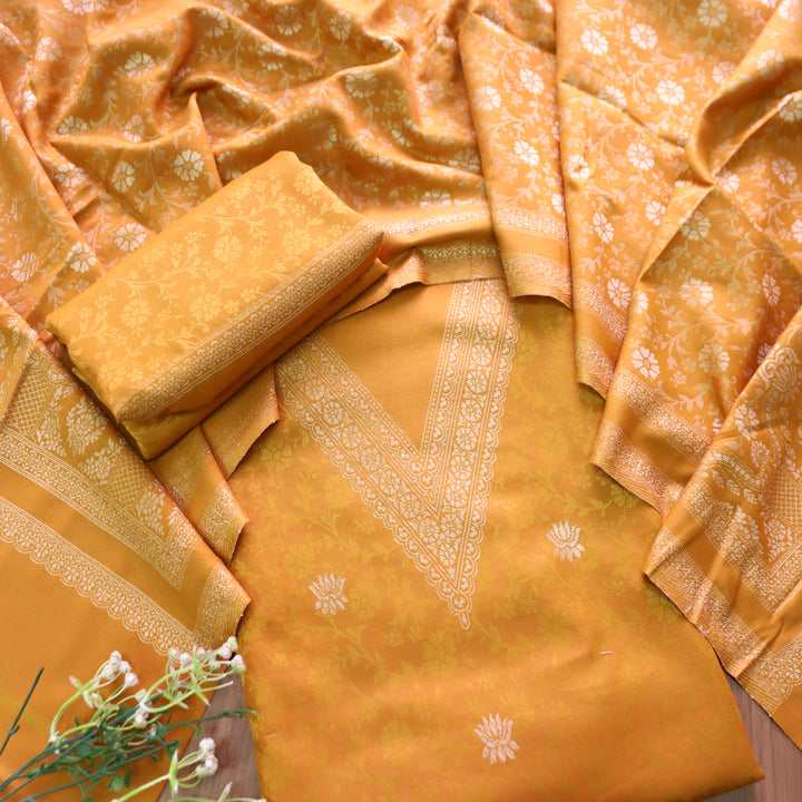 अदिति Dijon Yellow V Neck All Over Zari Weaved in Semi Pashmina Winter Suit Set