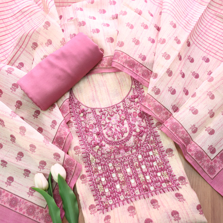 Radhi Magenta Pink Kolkata Emnroidered Shimmer Tissue Linen Set
