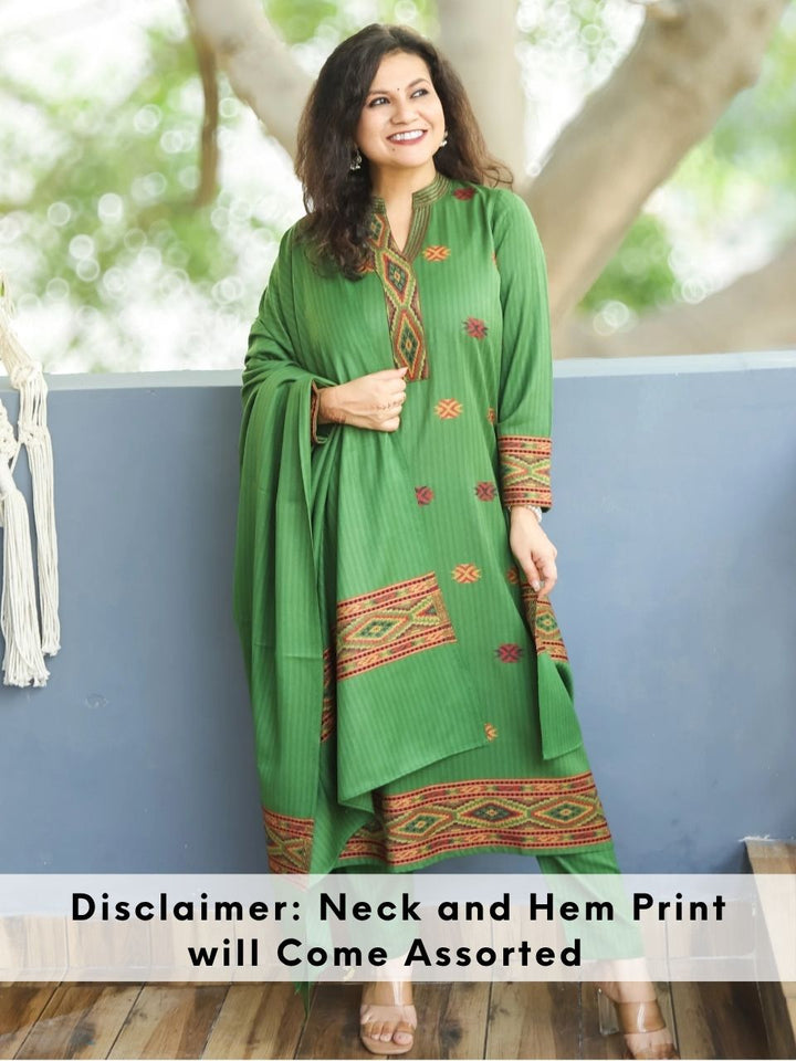 श्रीजा Pine Green Ban Collar Kullu Thread Weaved Semi Pashmina Winter 3 Piece Set