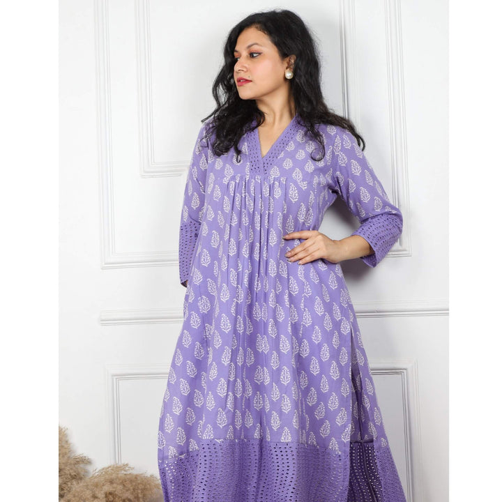 Luminous Lilac V Neck Cotton Schiffli Kurti