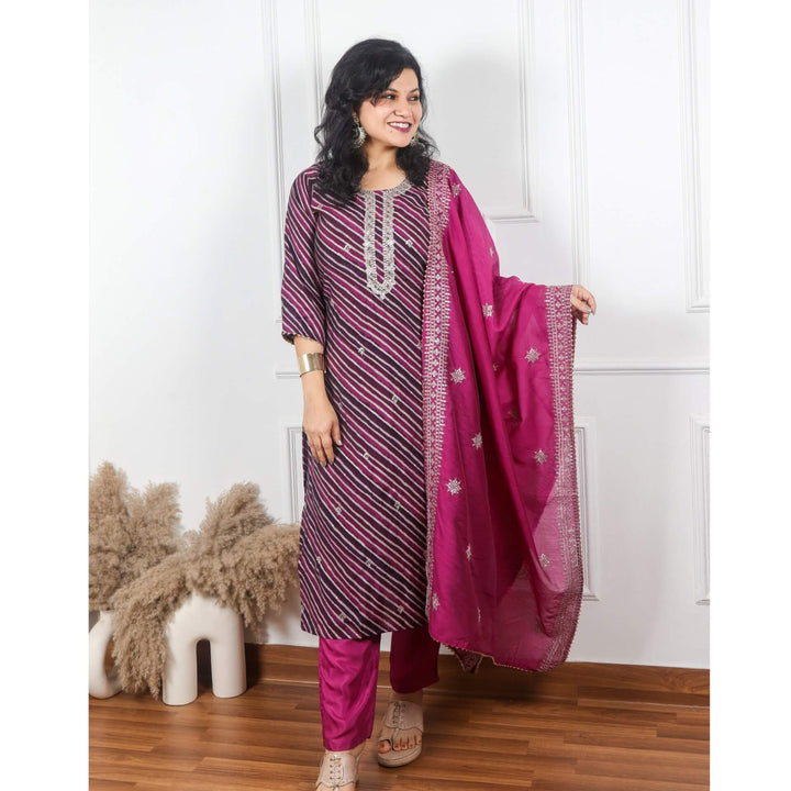 Nawaazish Eggplant Purple Leheriya Muslin Top with Cotton Silk Dupatta 3 Piece Set