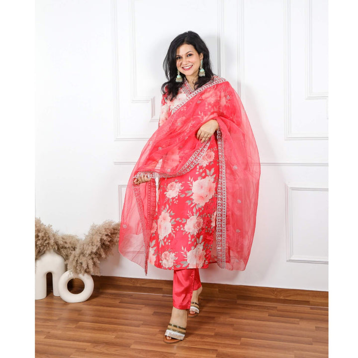 Qurbat Rossy Pink Floral Printed Muslin Top with Organza Dupatta 3 Piece Set