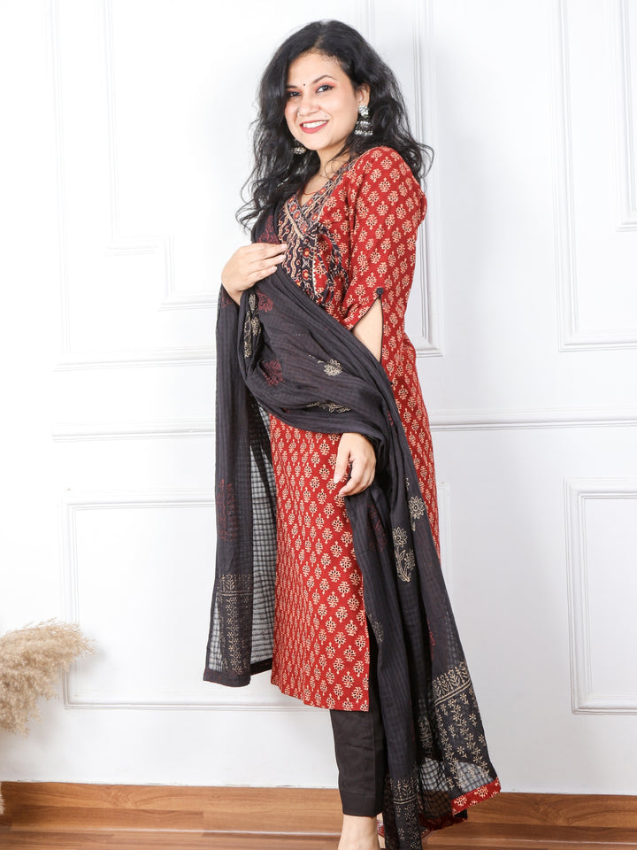 Khairiyat Barn Red Angrakha Cotton Top With Cotton Dupatta 3 Piece Set