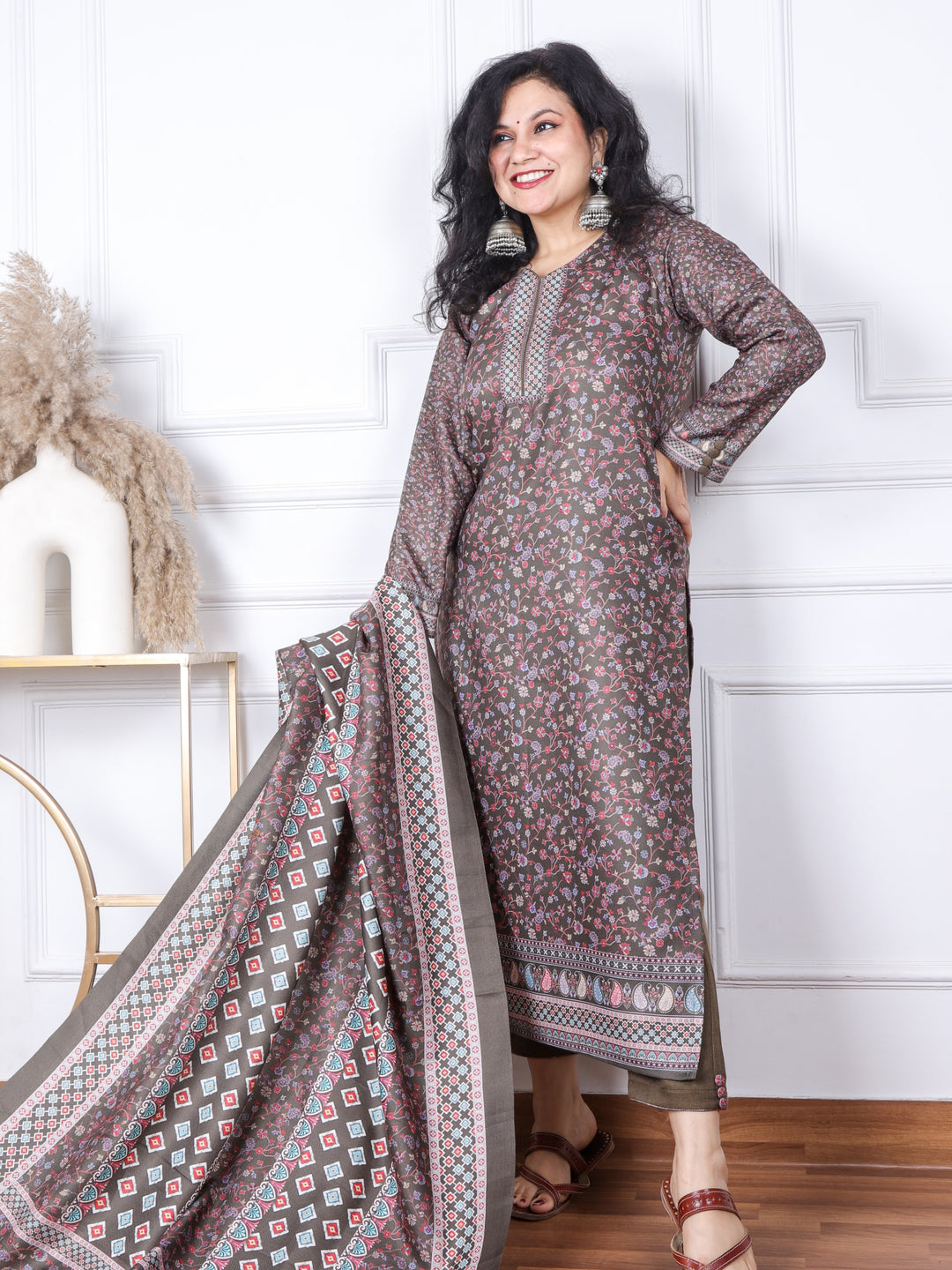 Sofiya Mehandi Green Floral Printed Semi Pashmina 3 Piece Set