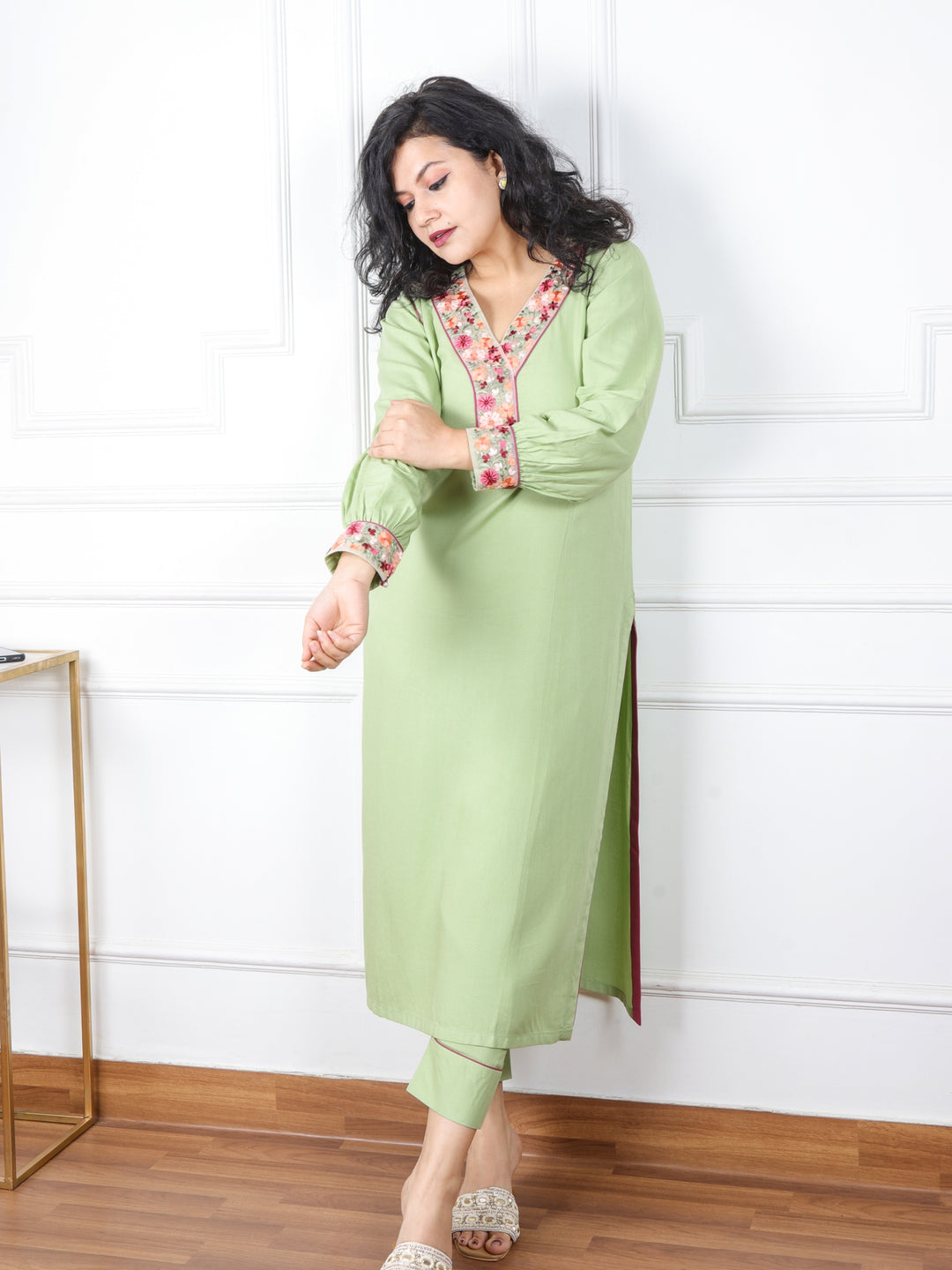 Falak Mint Green Lace Work V Neck Premium Rayon 2 Piece Set