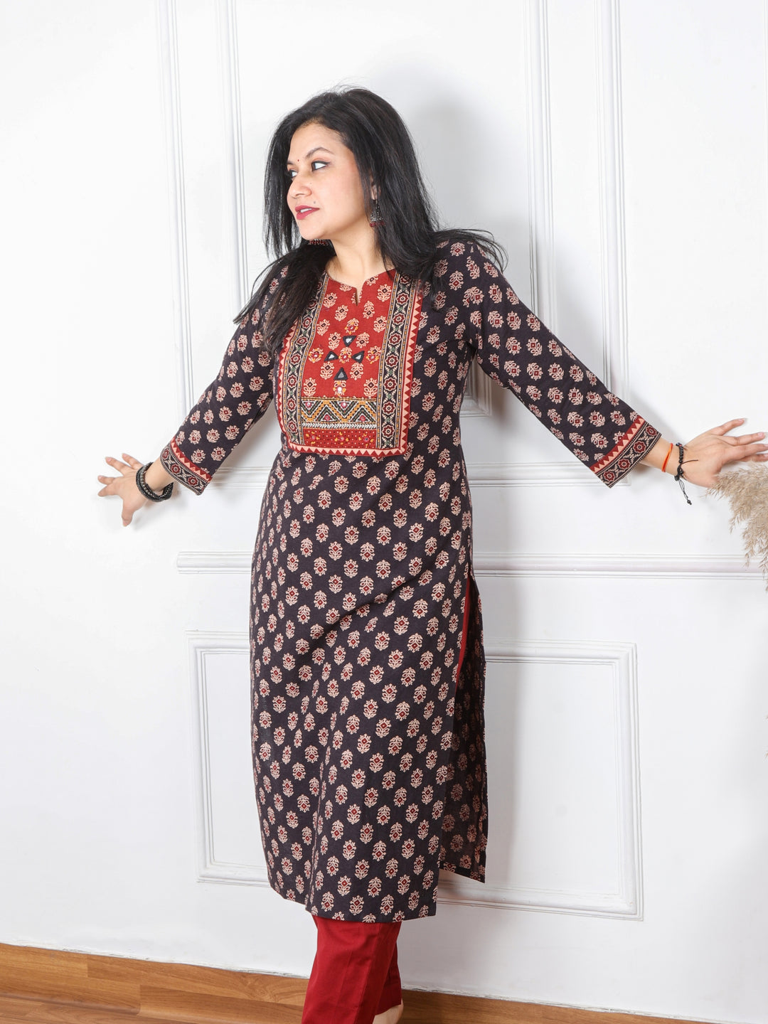 Chaahat Shadow Black Kutch Mirror Neck Work Ajrak Print Cotton Kurti-D1