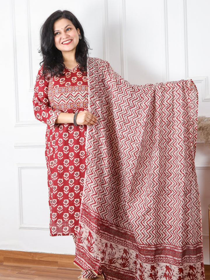 Ghoomar Rust Red Kutch Embroidery Neck Mirror Work Print Cotton 3 Piece Set D4