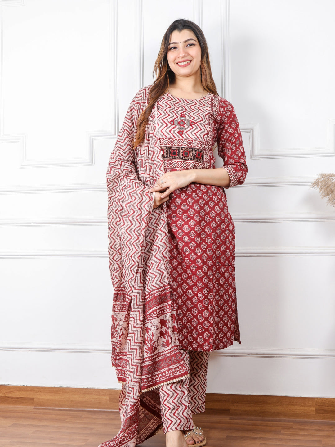 Ghoomar Rust Red Kutch Embroidery Neck Mirror Work Print Cotton 3 Piece Set D1