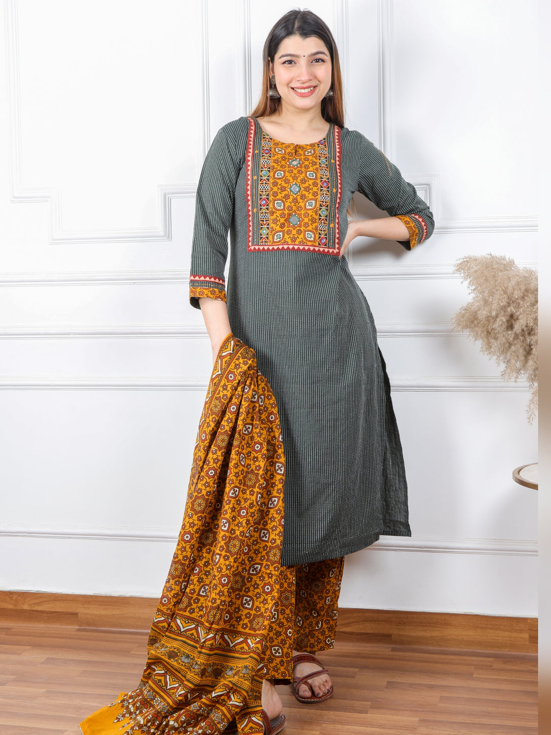 Ghoomar Dark Green Running Stitch With Mirror Work Cotton 3 Piece Set D2
