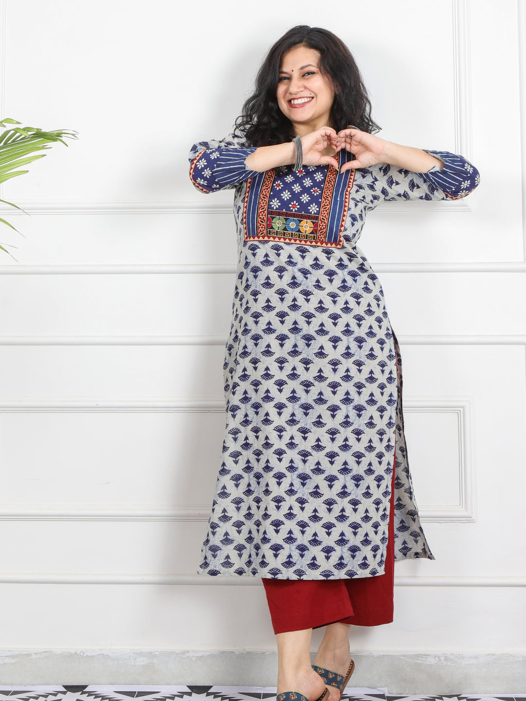 Ruhaniyaat Indigo Blue Dabu Print Mirror Kutch Work Cotton Kurti-D1