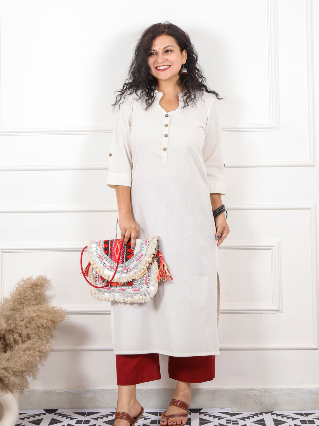 Ibaab Pearl White Plain Cotton Flex Kurti in Chinese Collar Neck with Button