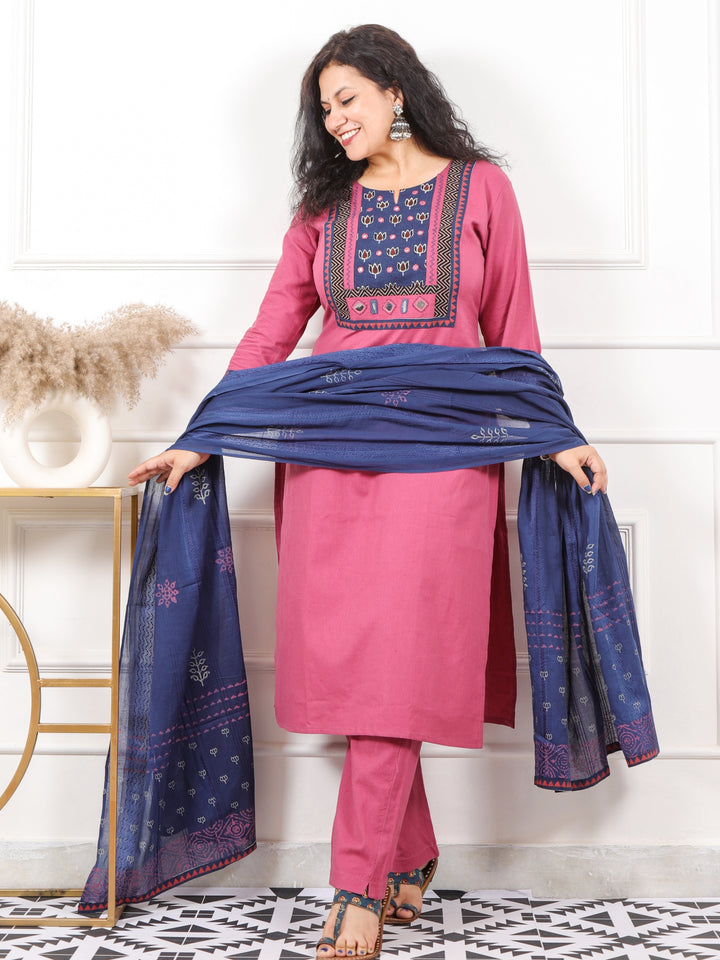Raanjhaan Stawberry Pink Kutch Neck Work Cotton 3 Piece Set