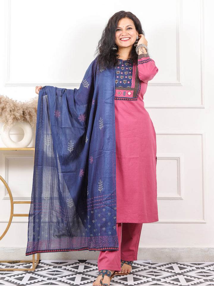 Raanjhaan Stawberry Pink Kutch Neck Work Cotton 3 Piece Set