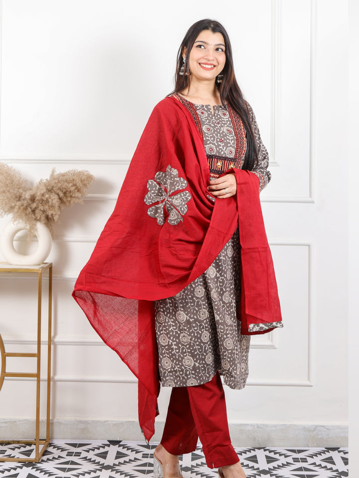 Raavi Tan Sand Latte Kutch Neck Top with Applique Cotton Dupatta 3 Piece Set-D1