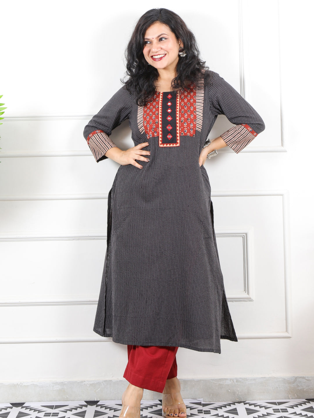 Rivaayi Oil Black Kutch Neck In Running Stitch Cotton Kurti-D2