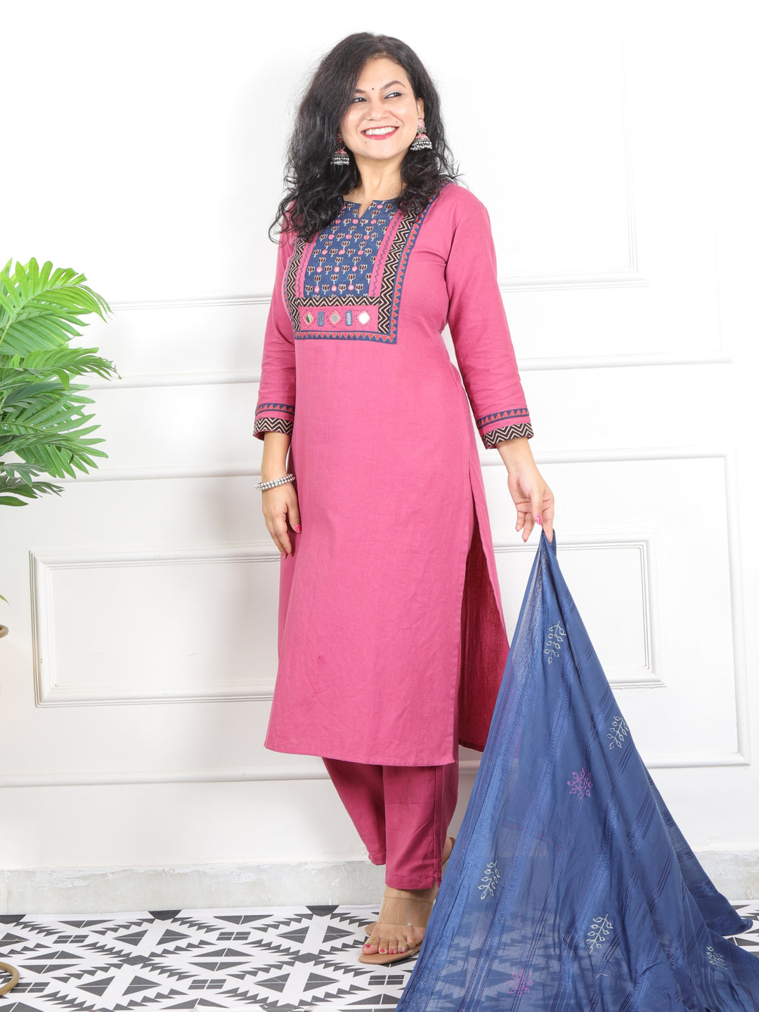 Raanjhaan Stawberry Pink Kutch Neck Work Cotton 3 Piece Set D2