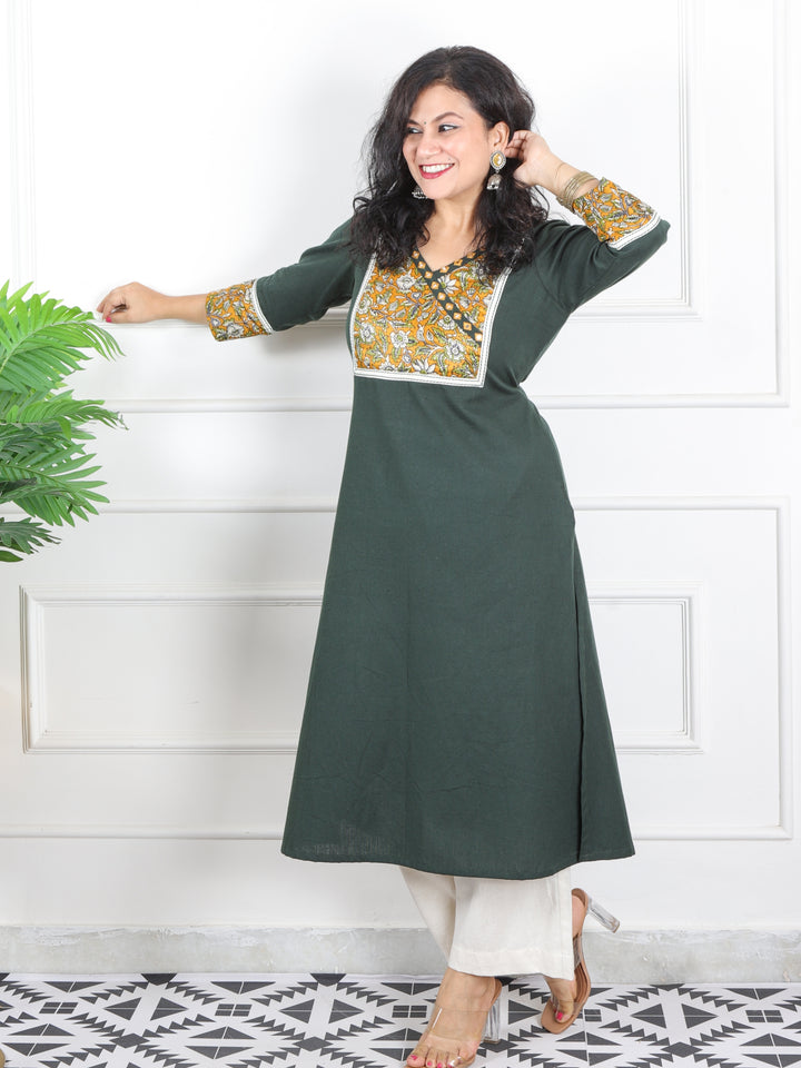 Haniya Sac. Green Kalamkari Patch in Angrakha Neck Cotton Flex Kurti