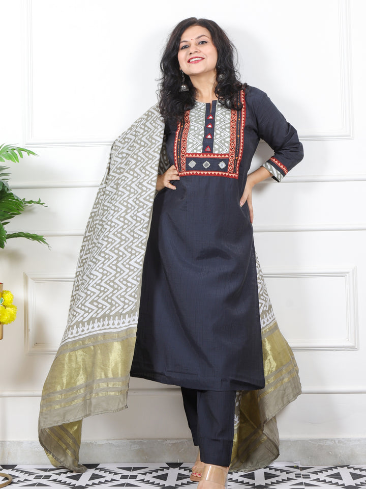 Raanjhaan Ebony Black Kutch Neck with Mirror Work Cotton 3 Piece Set
