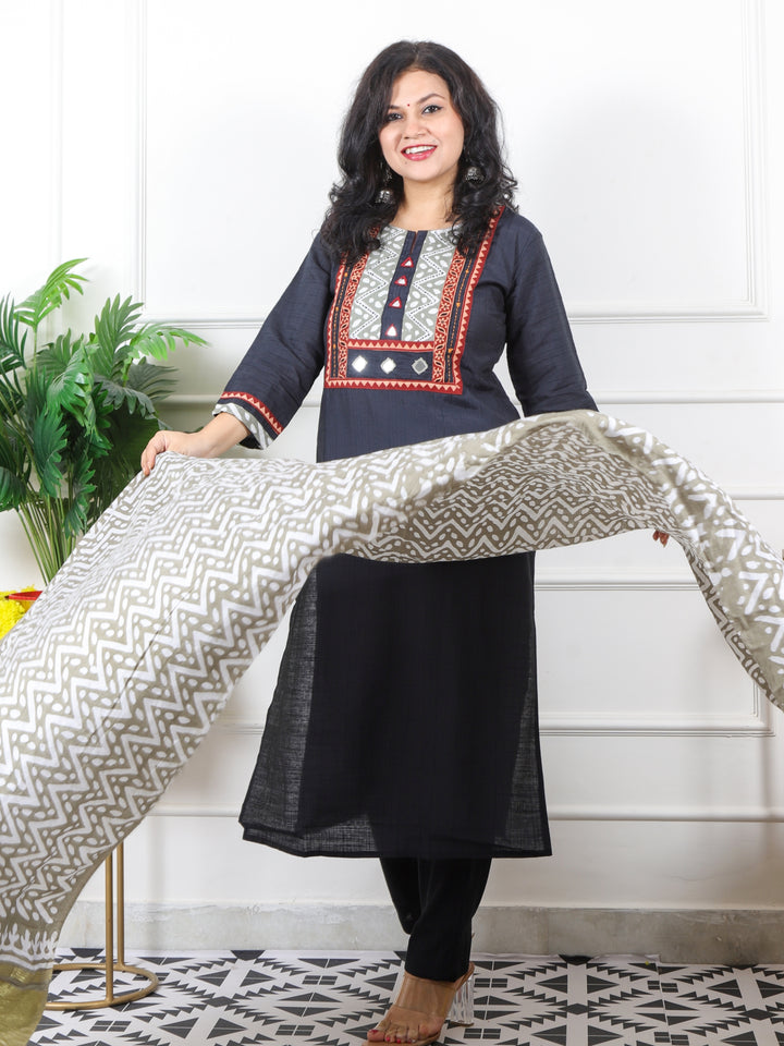 Raanjhaan Ebony Black Kutch Neck with Mirror Work Cotton 3 Piece Set