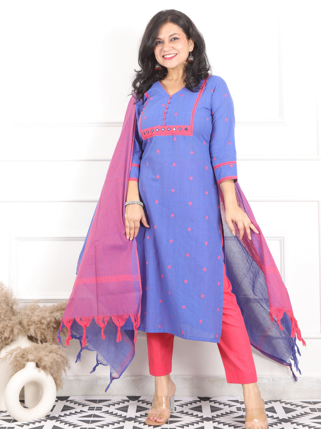 Iktara Electric Blue All Over Thread Weaved Handloom Cotton 3 Piece Set