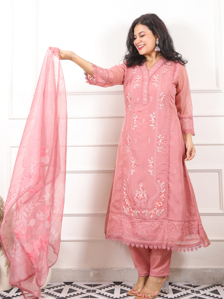 Zeenat Taupe Mauve All Over Lace Work Organza 3 Piece Set
