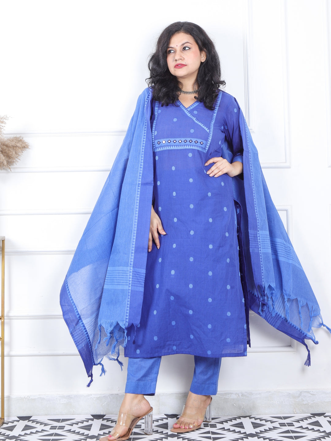 Iktara Electric Blue All Over Thread Weaved South Cotton 3 Piece Set