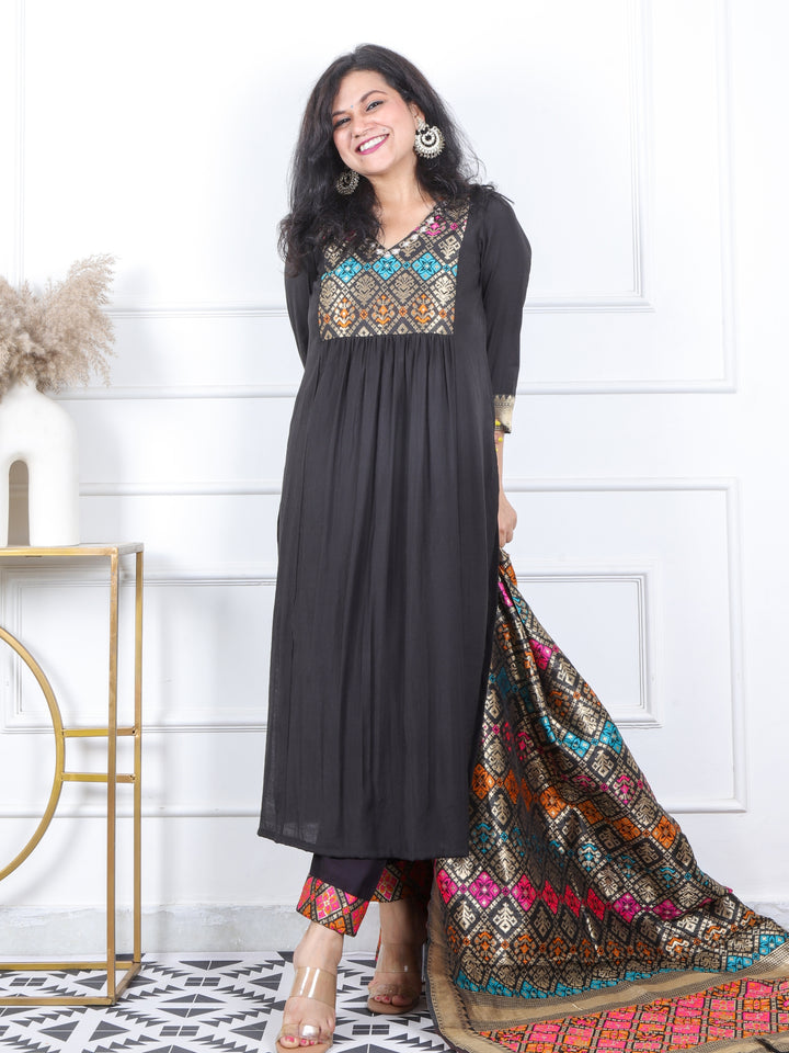 Daarshvi Ebony Black Weaved Patch in Naira Cut Roman Silk 2 Piece Set