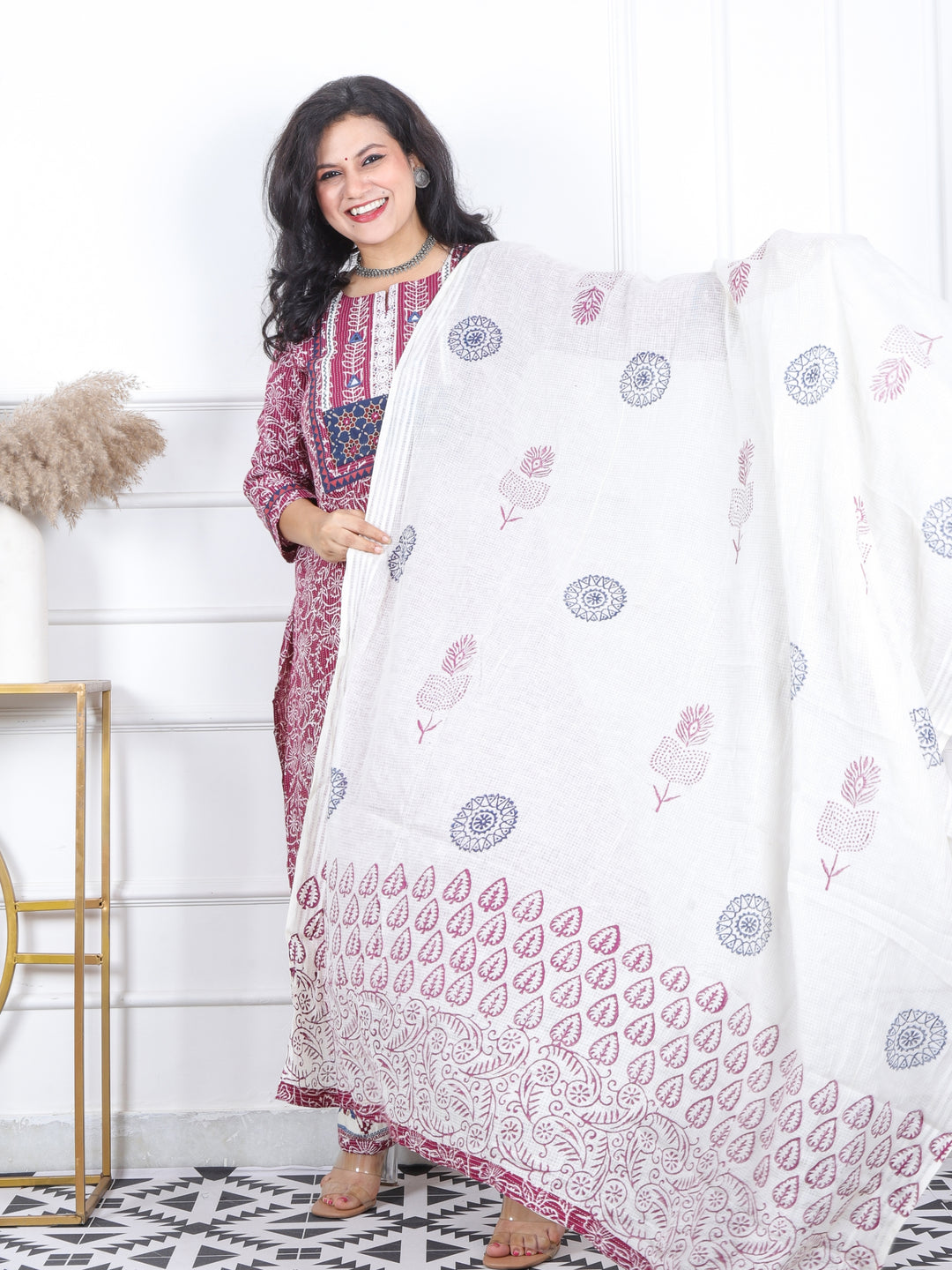 Kush Baby Pink Mirror Work Patch In Running Stitch Cotton 3 Piece Set
