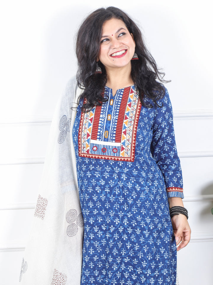 दर्शनी Indigo Blue Kutch Embroidery Neck Work Print Cotton 3 Piece Set-D9