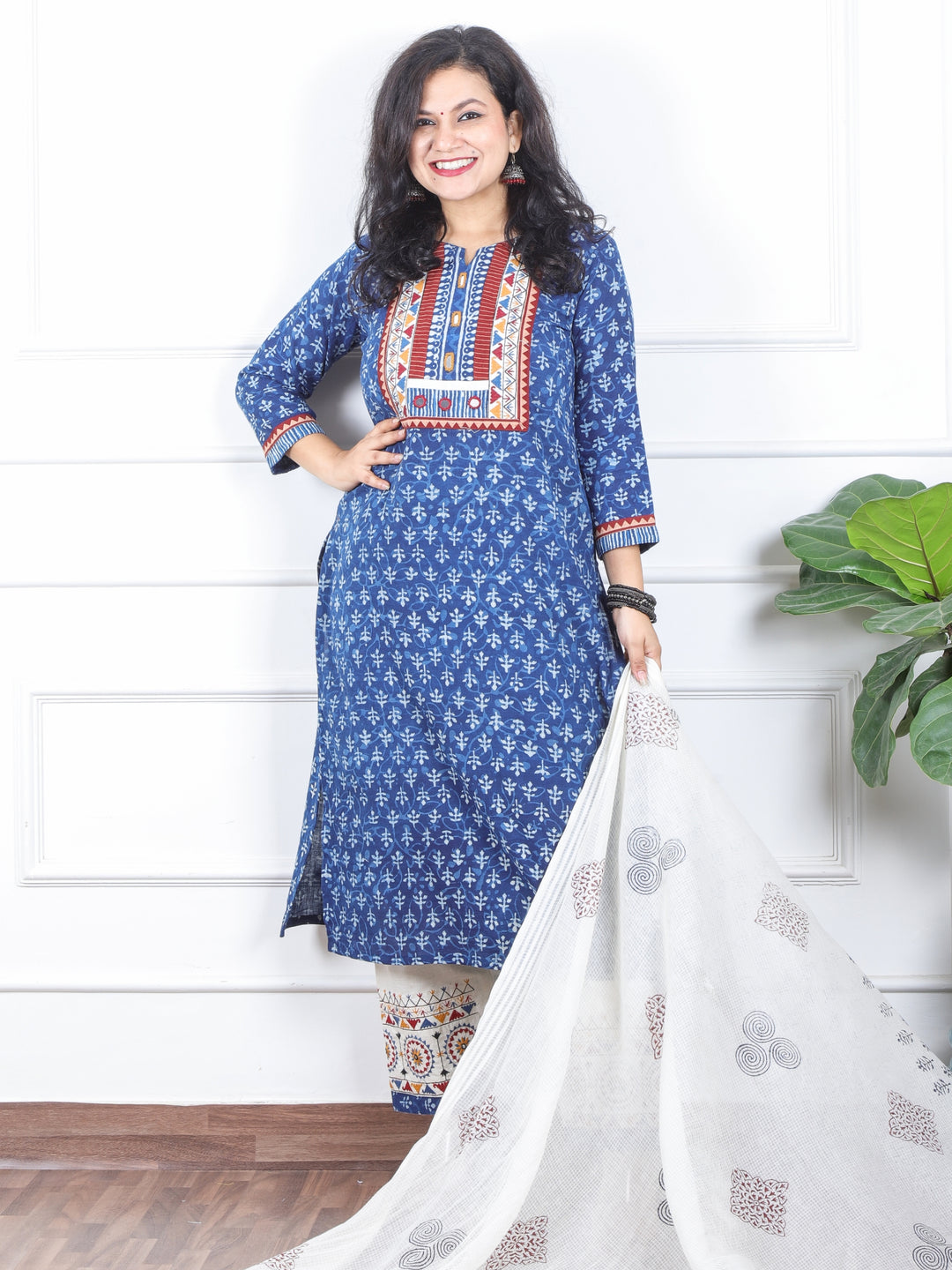 दर्शनी Indigo Blue Kutch Embroidery Neck Work Print Cotton 3 Piece Set-D9