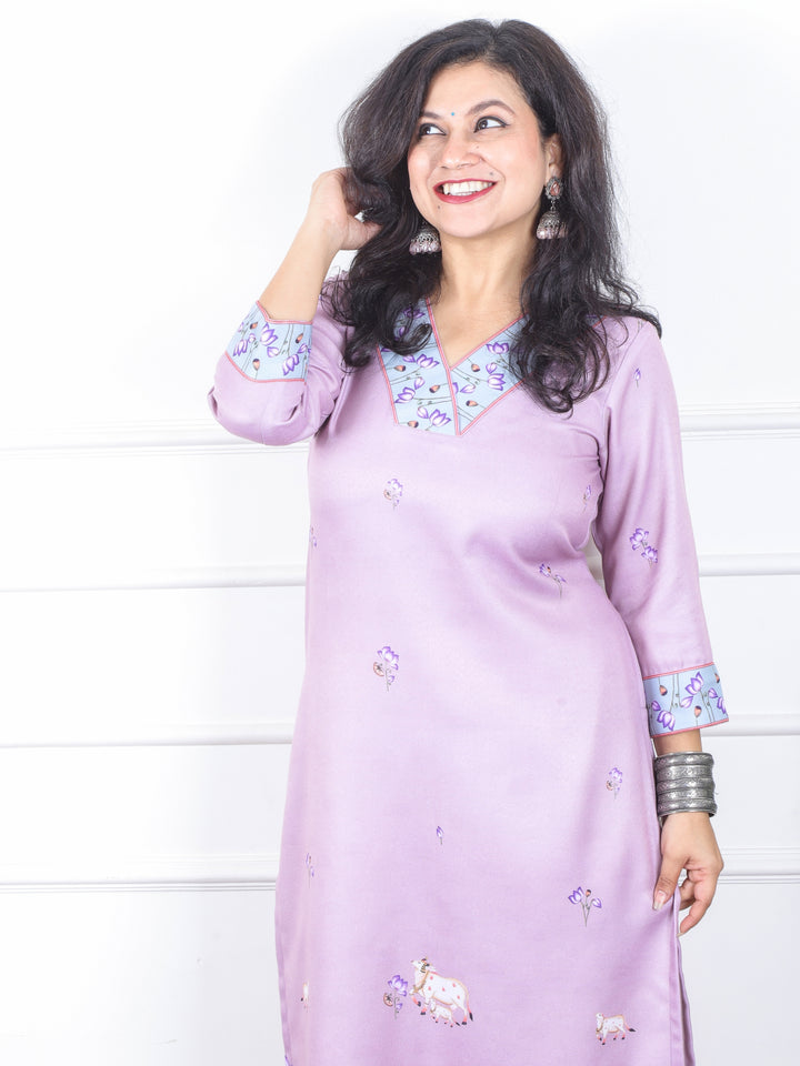 निकुंज Soft Lilac Pichwai Print V Neck Semi Pashmina Winter Kurti