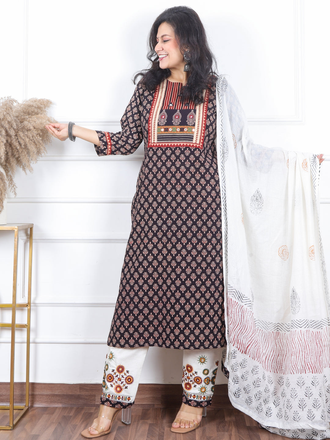 छबेली Raven Black Kutch Mirror Neck Work Print Cotton 3 Piece Set- D4