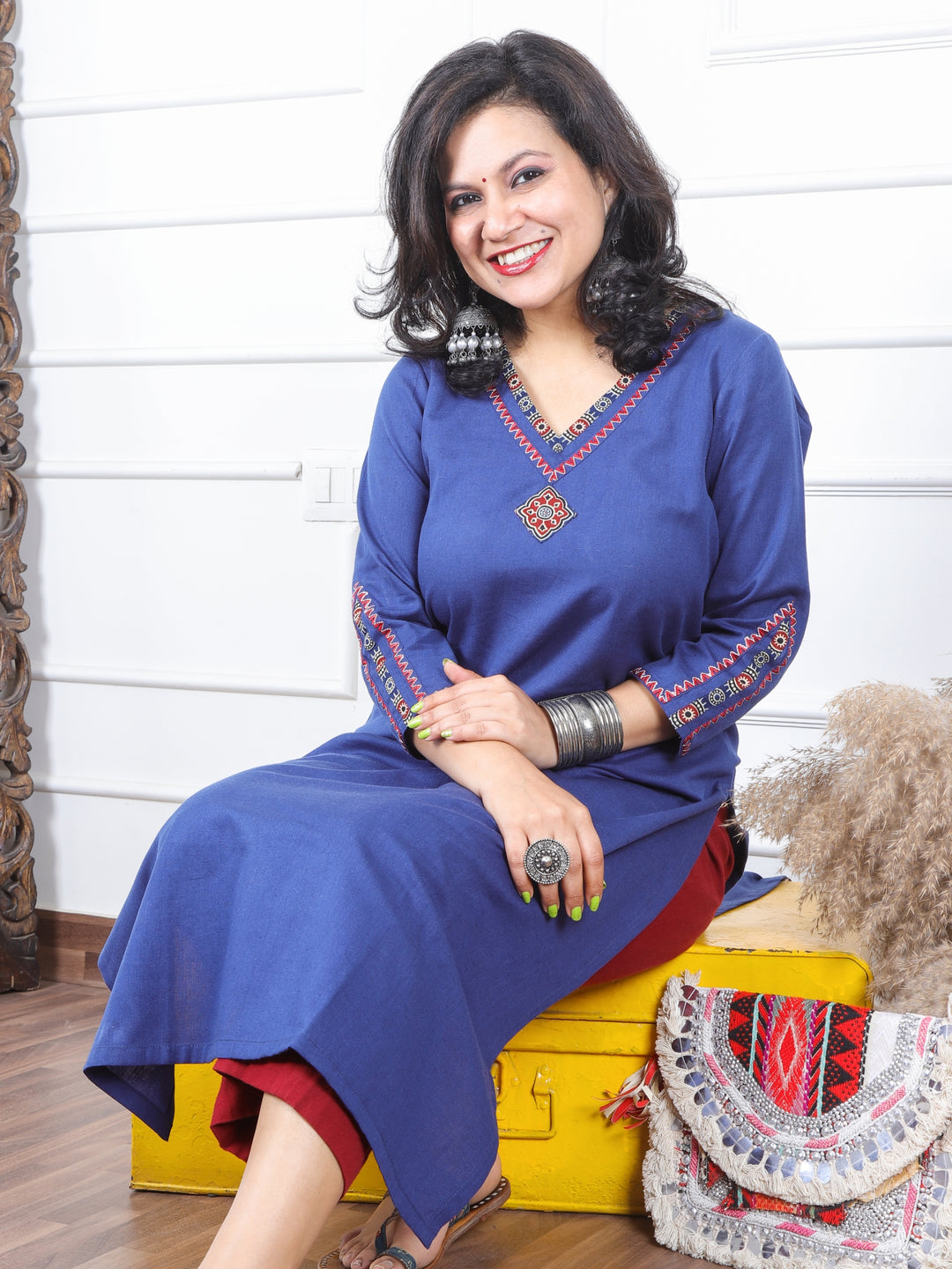 Khawb Galaxy Blue V Neck Lace With Thread Work Cotton Flex Kurti