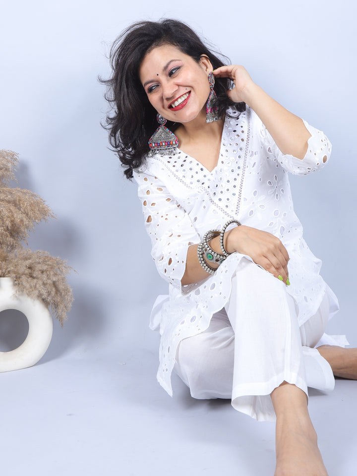 Subhranti Pearl White V Neck Patra Work in Hakoba Cotton 2 Piece Set