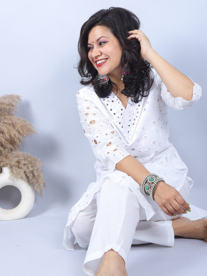 Subhranti Pearl White V Neck Patra Work in Hakoba Cotton 2 Piece Set