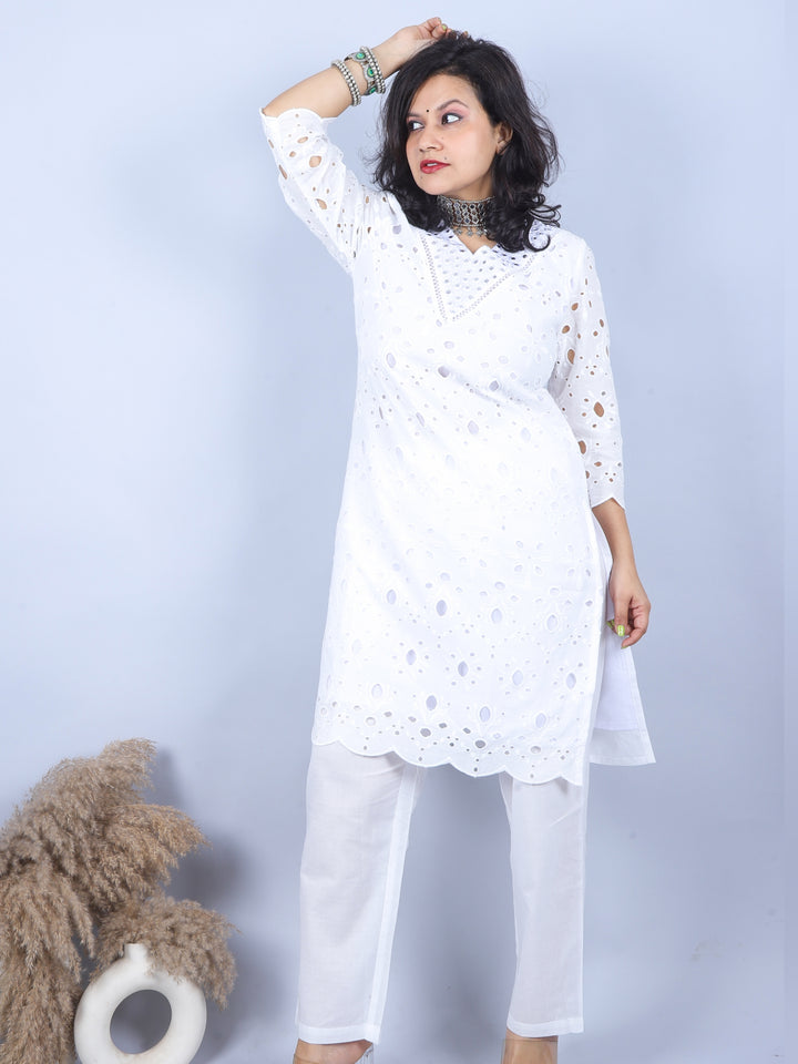 Subhranti Pearl White V Neck Patra Work in Hakoba Cotton 2 Piece Set