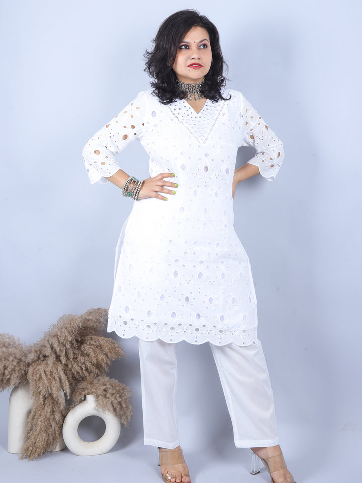 Subhranti Pearl White V Neck Patra Work in Hakoba Cotton 2 Piece Set