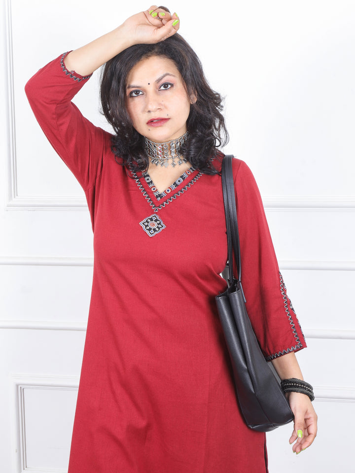 Khawb Berry Red V Neck Lace With Thread Work Cotton Flex Kurti