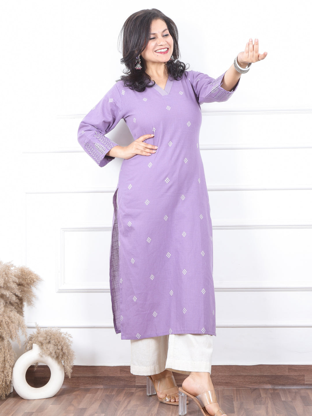 चांदनी Tulip Lilac V Neck with Thread Buti Work Cotton Kurti