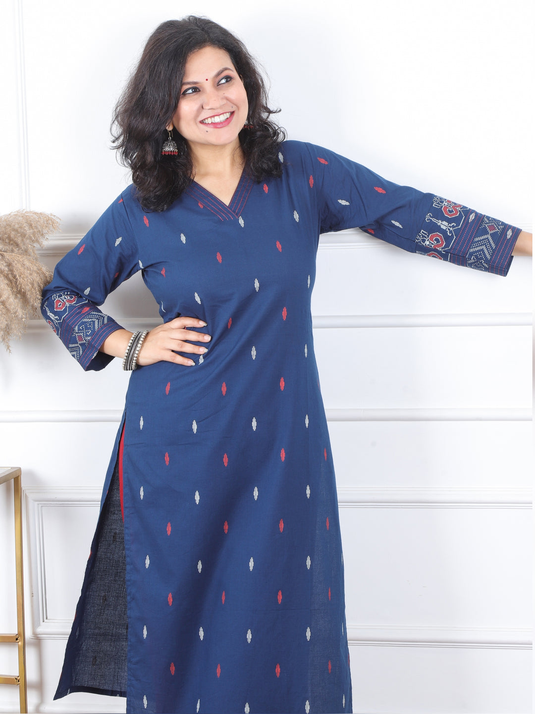 चांदनी Denim Blue V Neck Printed Work Cotton Kurti