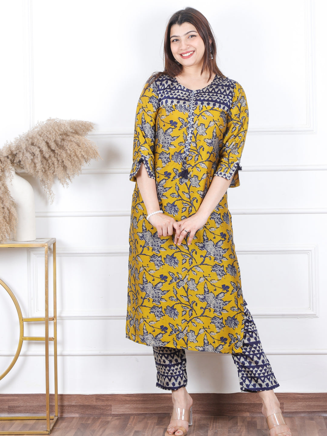 Subhranti Dandelion Yellow Digital Print in Knot Detaling Muslin 2 Piece Set