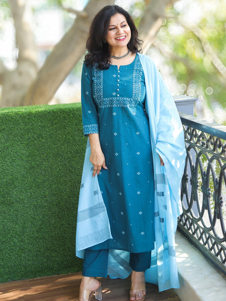 Wamiqa Arabian Teal All Over Thread Weaved Handloom Cotton 3 Piece Set