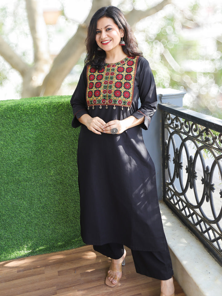 Subhranti Classic Black Thread Embroidered Neck Work Cotton 2 Piece Set