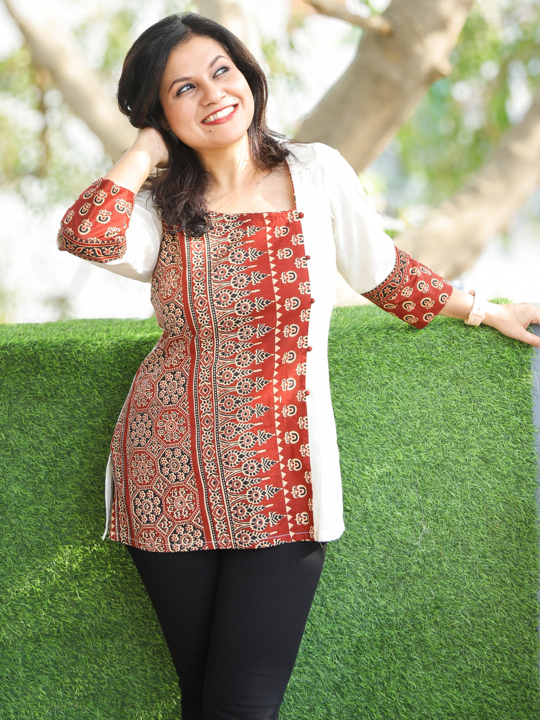Maya Shell White with Ajrak Printed Work Short Cotton Kurti